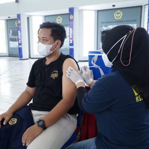 BEM UNMER Malang Gelar Vaksinasi Tahap Dua di Gedung Balai Merdeka